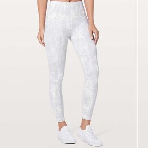 Lululemon Wunder Under High-Rise 7/8 25”